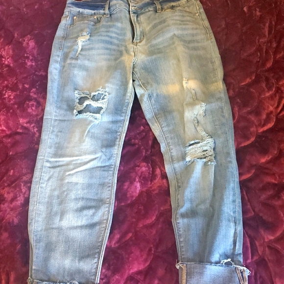 Indigo Rein Denim - Capri stretch jeans!